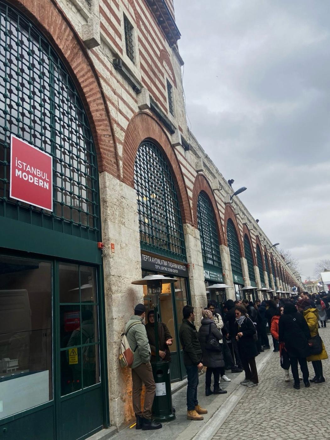 <strong> Tarihi Sıra Dükkanlar’da Özer\Ürger Mimarlık İmzası</strong>